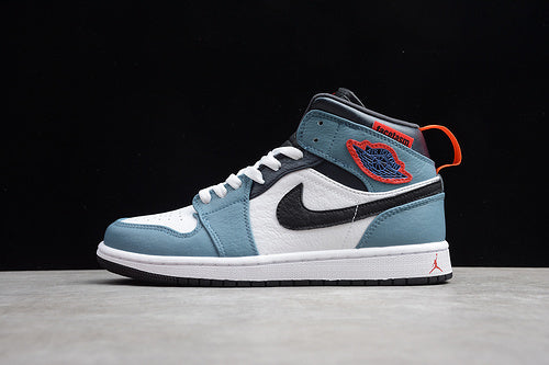 AJ1 Mid
