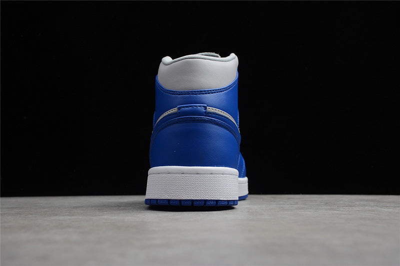 AJ1 Mid