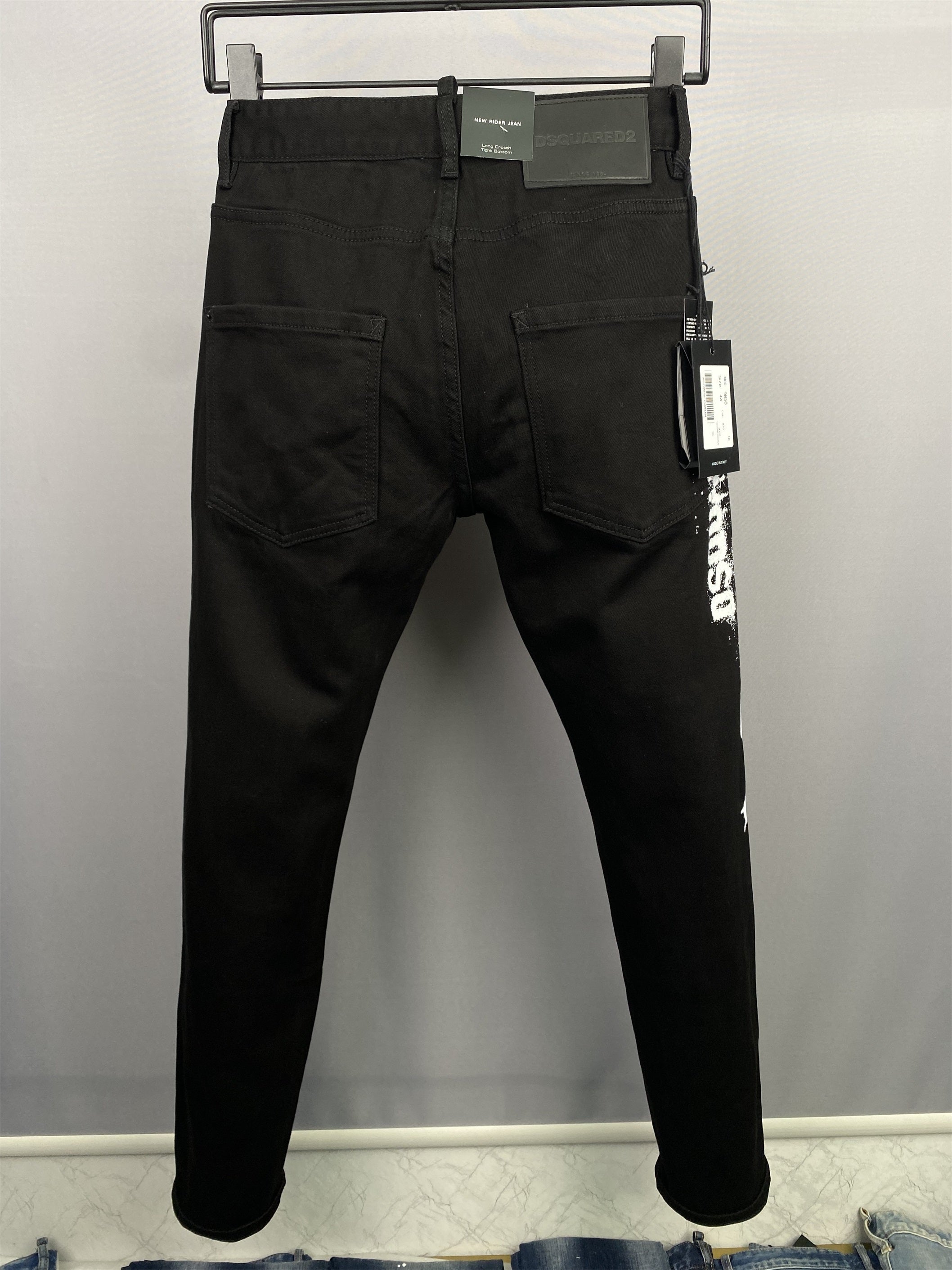 D2 Jeans