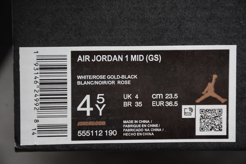 AJ1 Mid