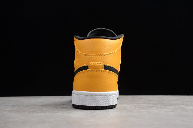 AJ1 Mid