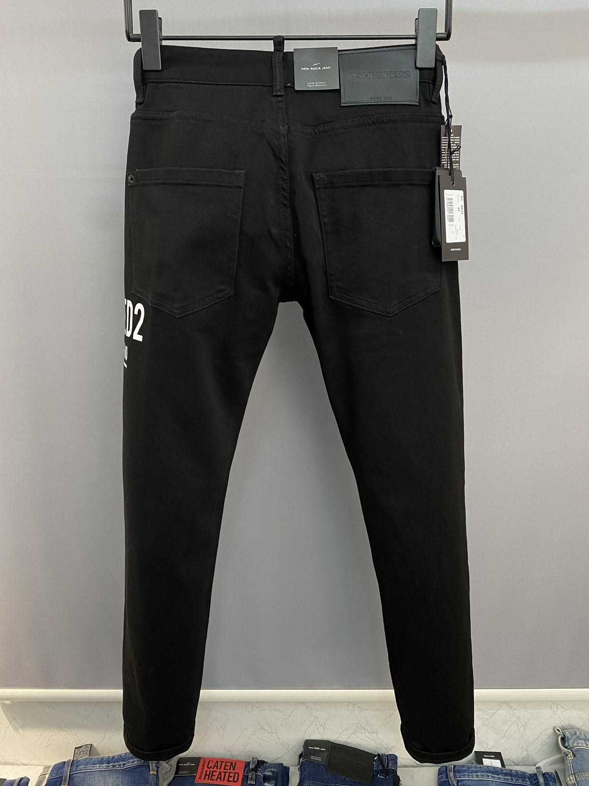 D2 Jeans