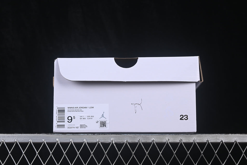 AJ1 Low