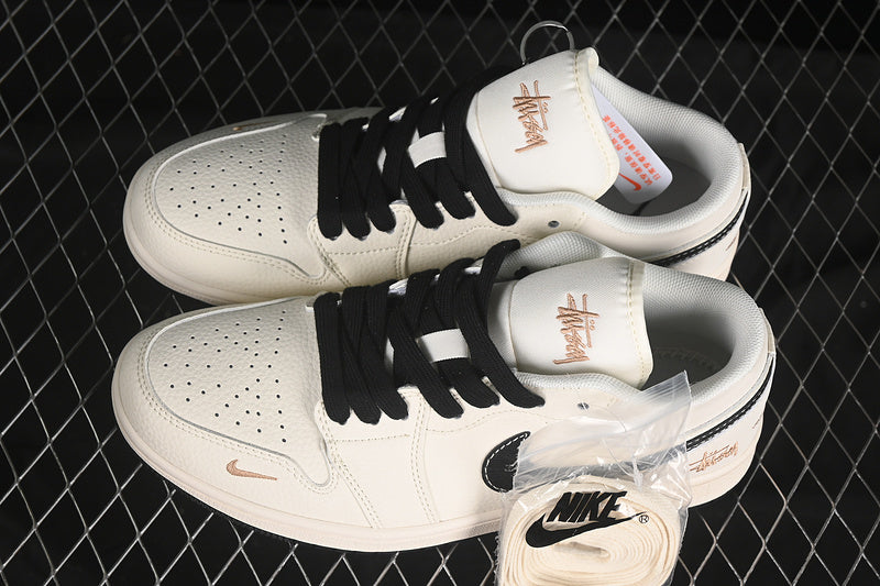 AJ1 Low
