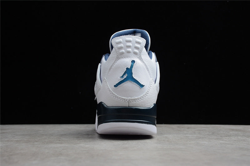 AJ4