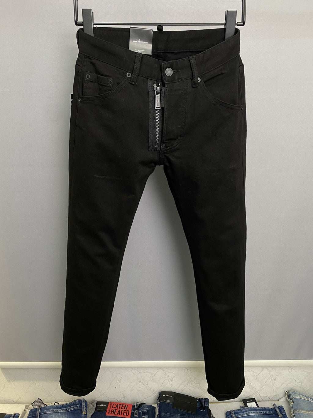 D2 Jeans