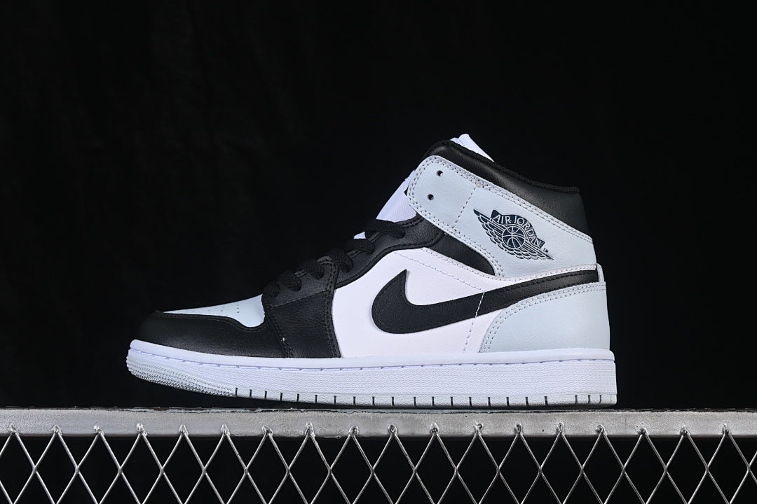 AJ1 Mid