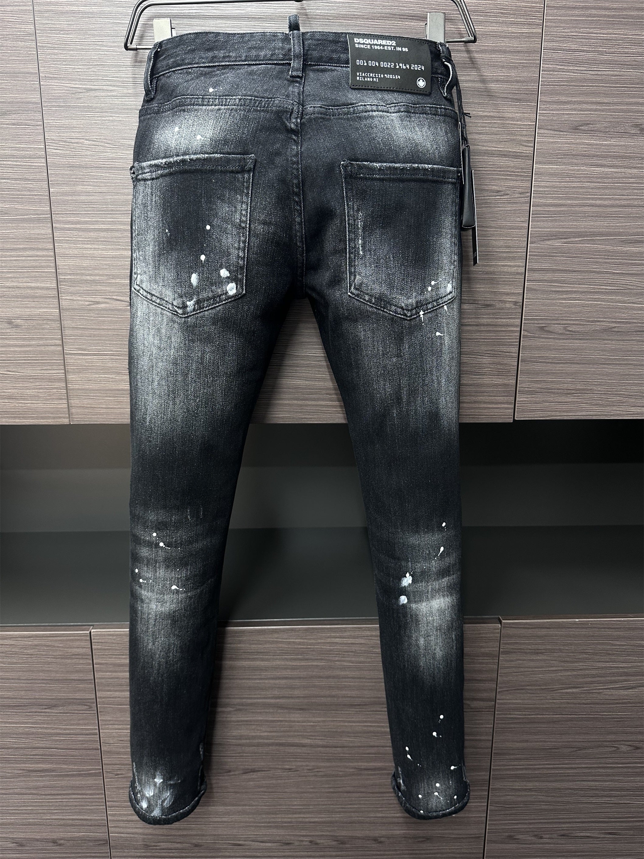 D2 Jeans