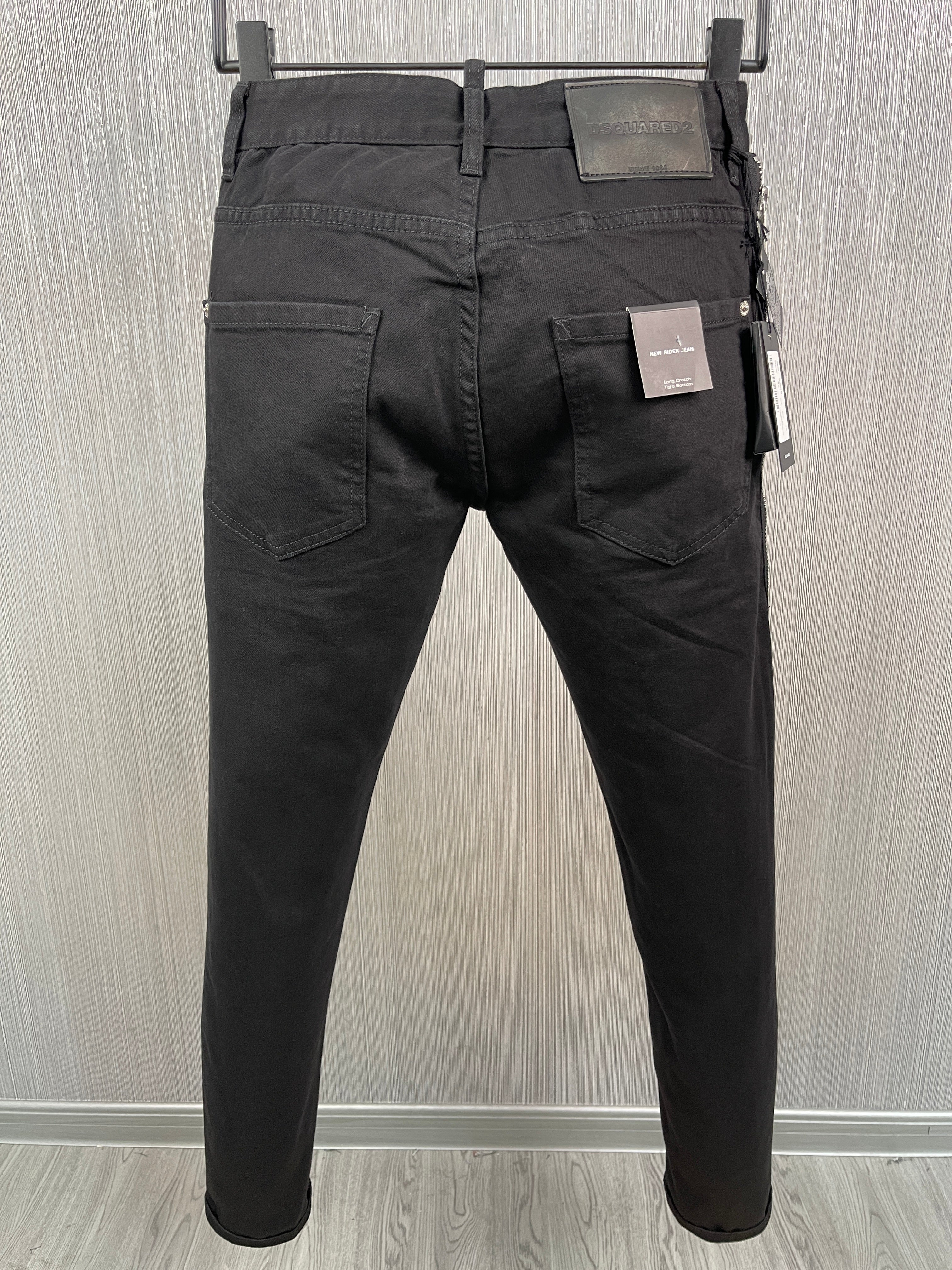 D2 Jeans