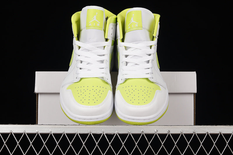 AJ1 Mid