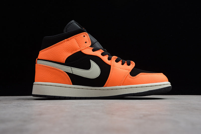 AJ1 Mid