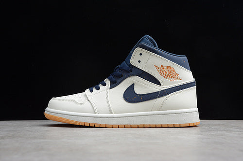AJ1 Mid