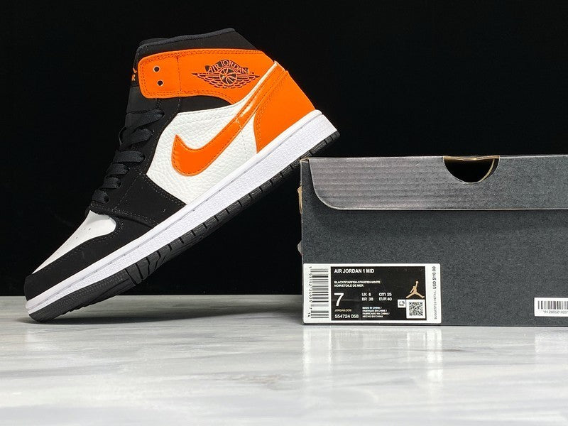 AJ1 Mid
