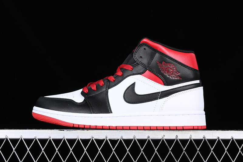AJ1 Mid