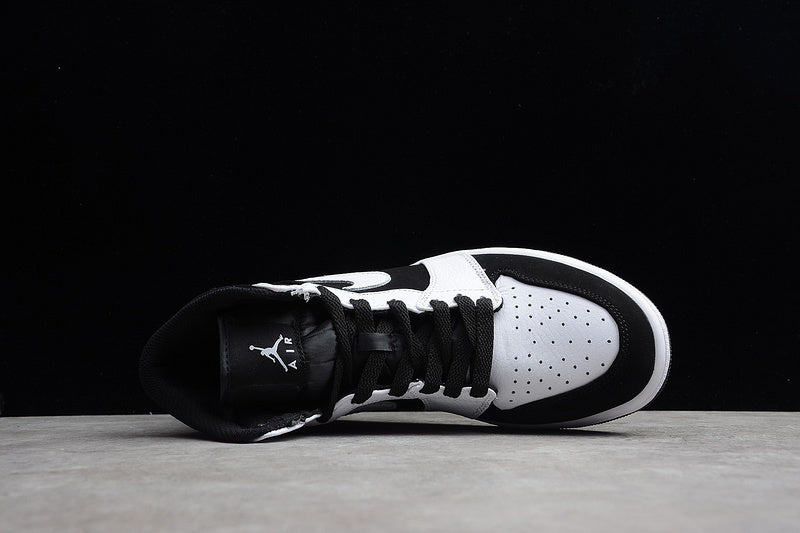 AJ1 Mid