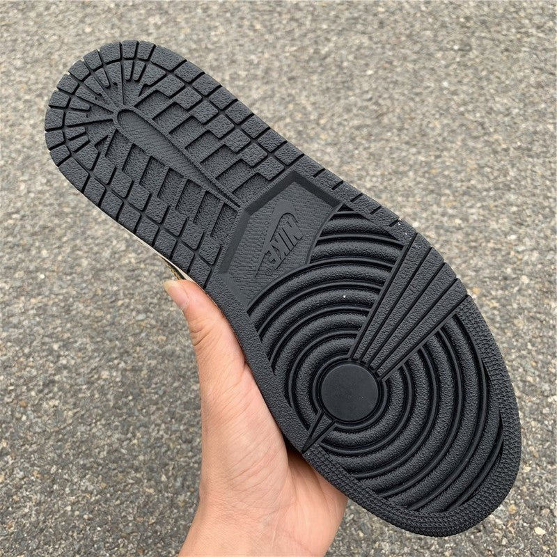 AJ1 High
