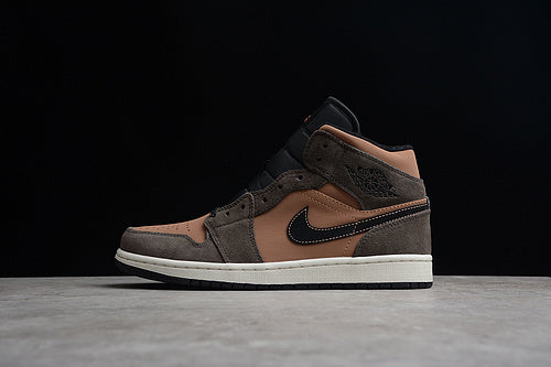 AJ1 Mid