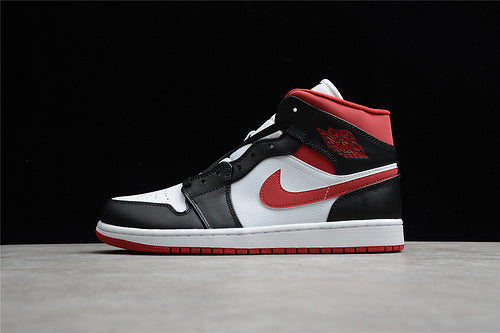 AJ1 Mid