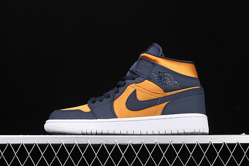 AJ1 Mid