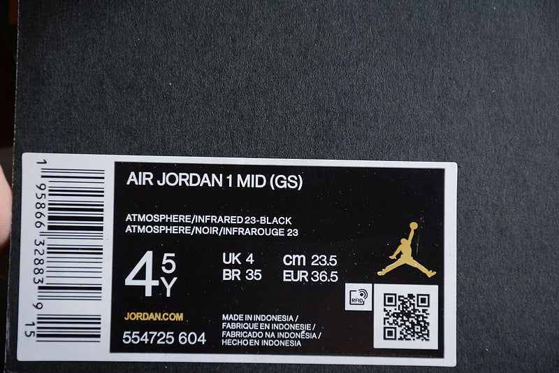 AJ1 Mid