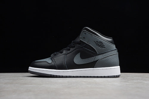 AJ1 Mid