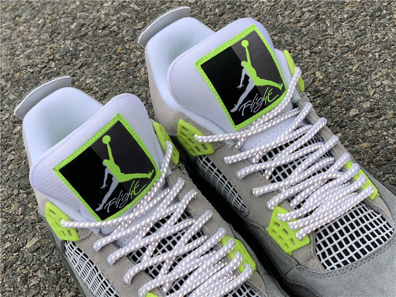 AJ4
