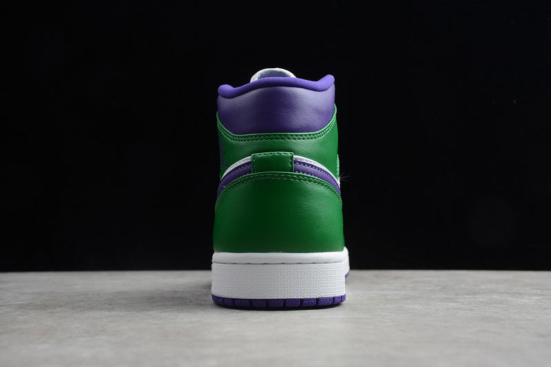 AJ1 Mid