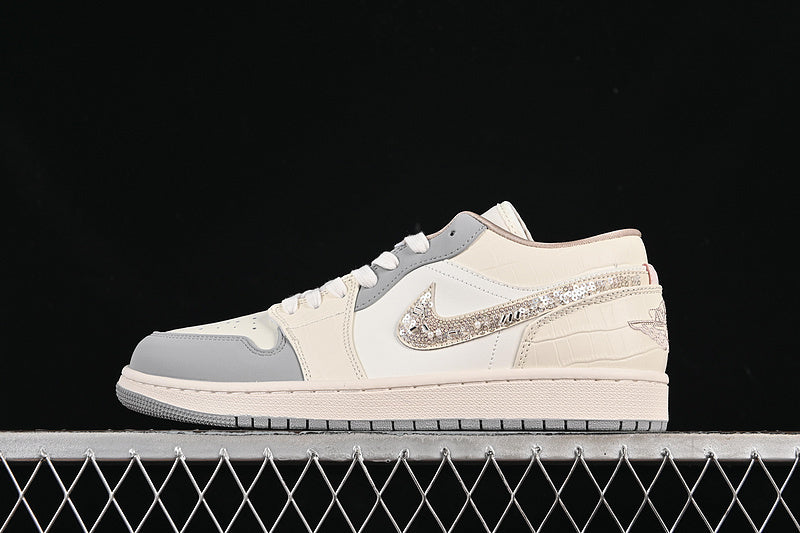 AJ1 Low