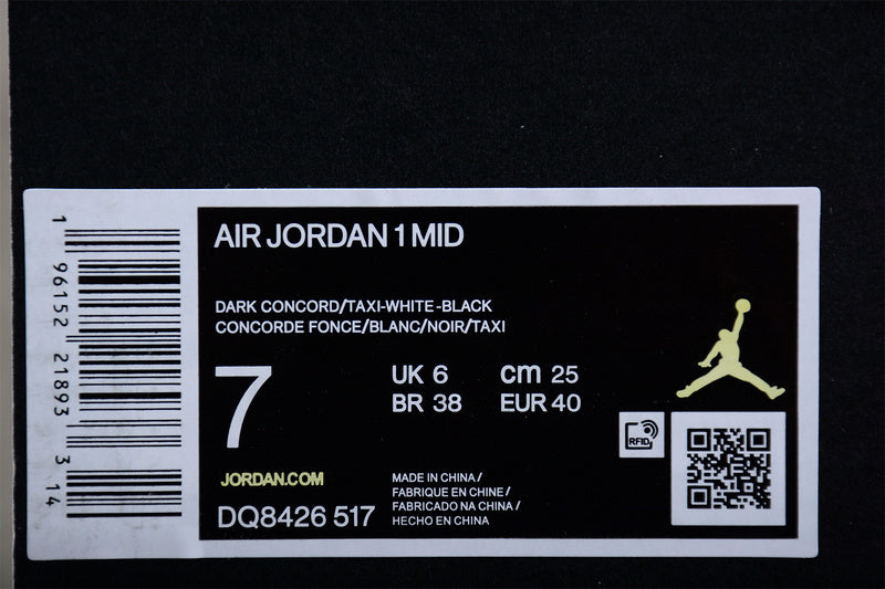 AJ1 Mid