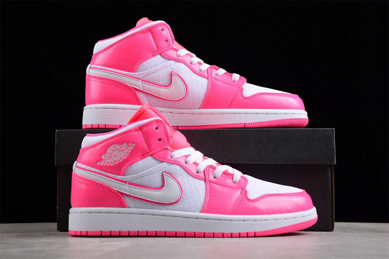 AJ1 Mid