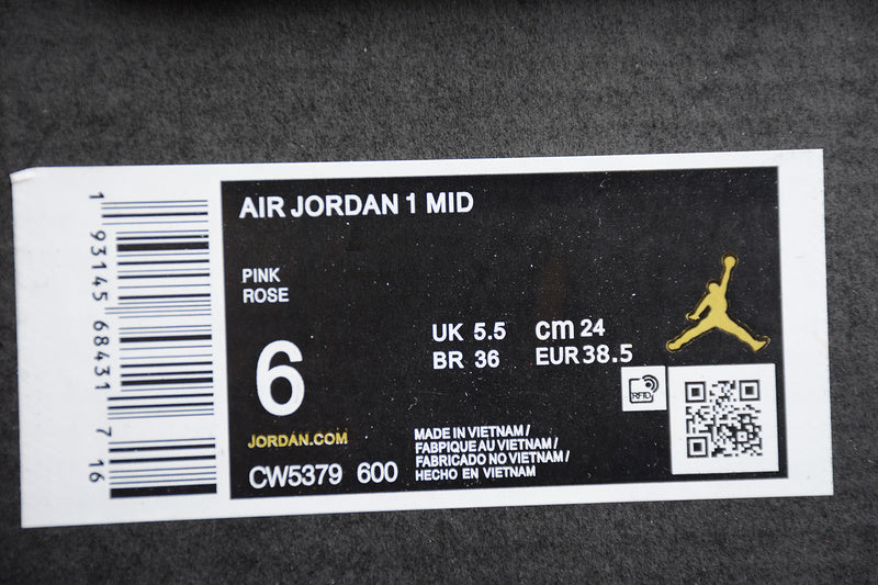 AJ1 Mid