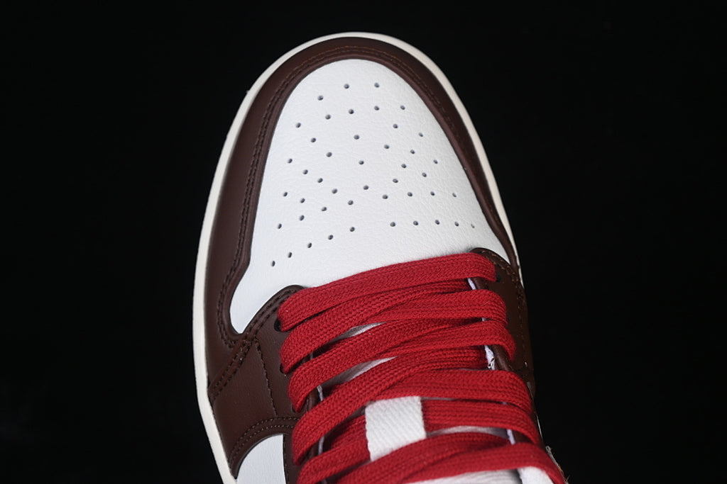 AJ1 Low