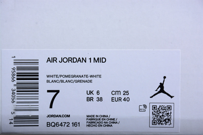 AJ1 Mid