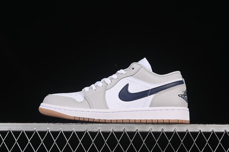 AJ1 Low