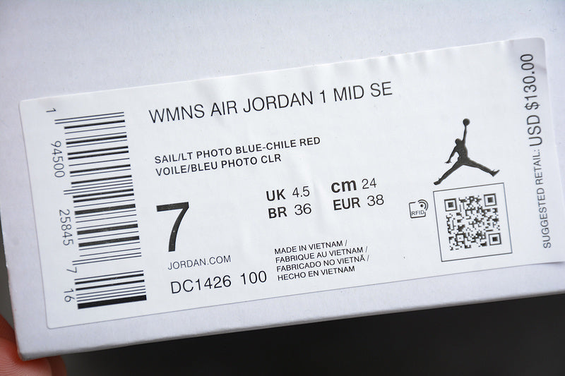 AJ1 Mid