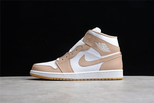 AJ1 Mid