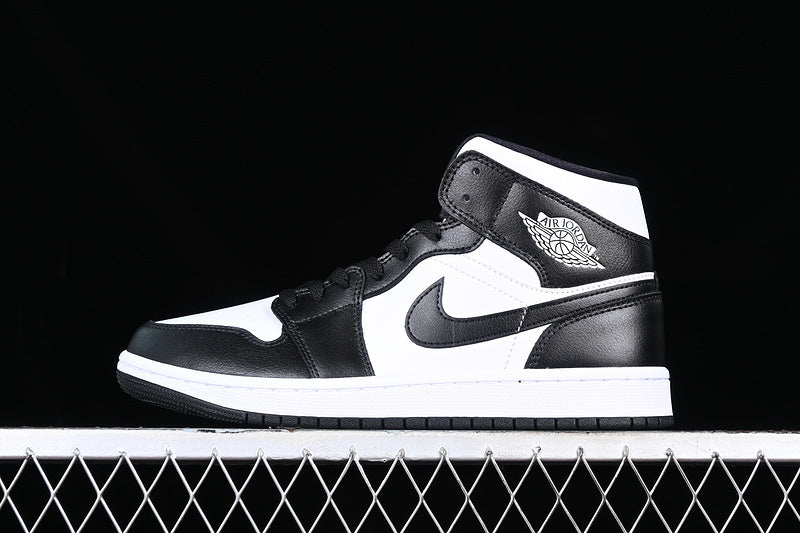 AJ1 Mid