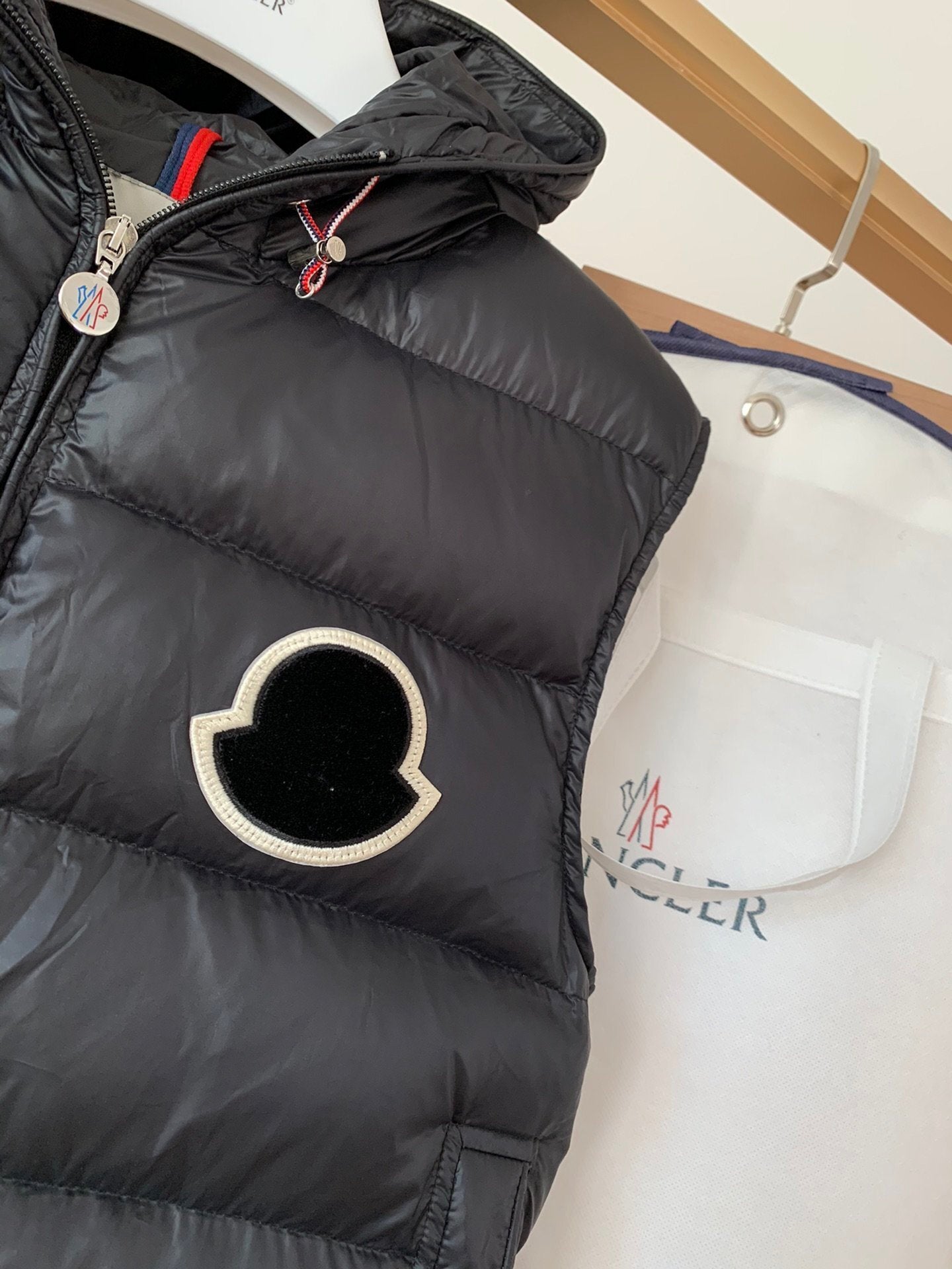 Mon Väst