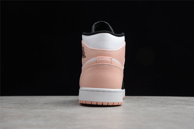 AJ1 Mid