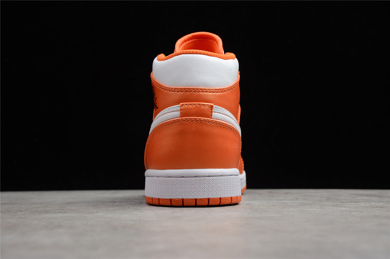 AJ1 Mid