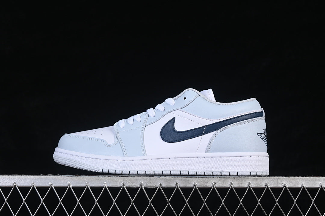 AJ1 Low