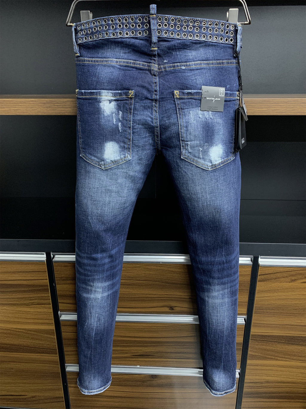 D2 Jeans