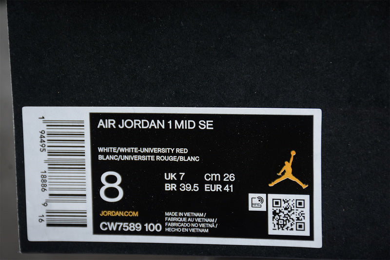 AJ1 Mid