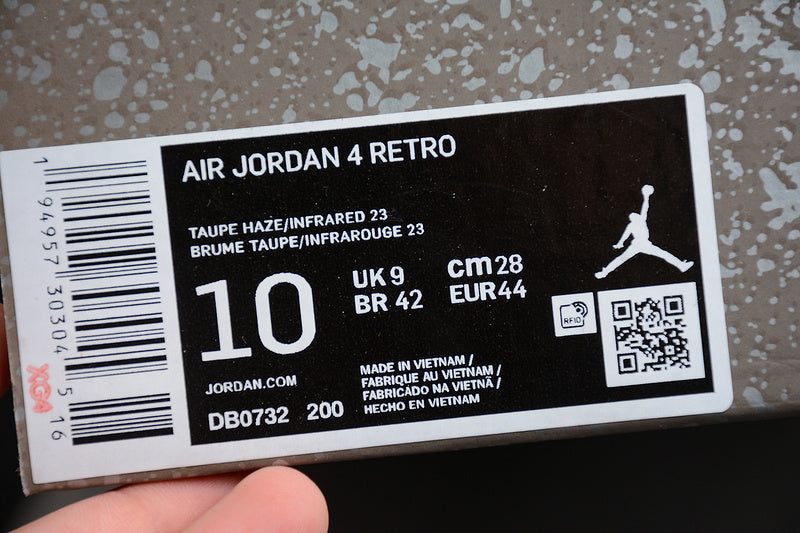 AJ4