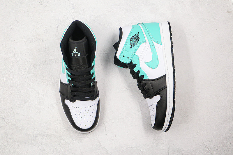 AJ1 Mid
