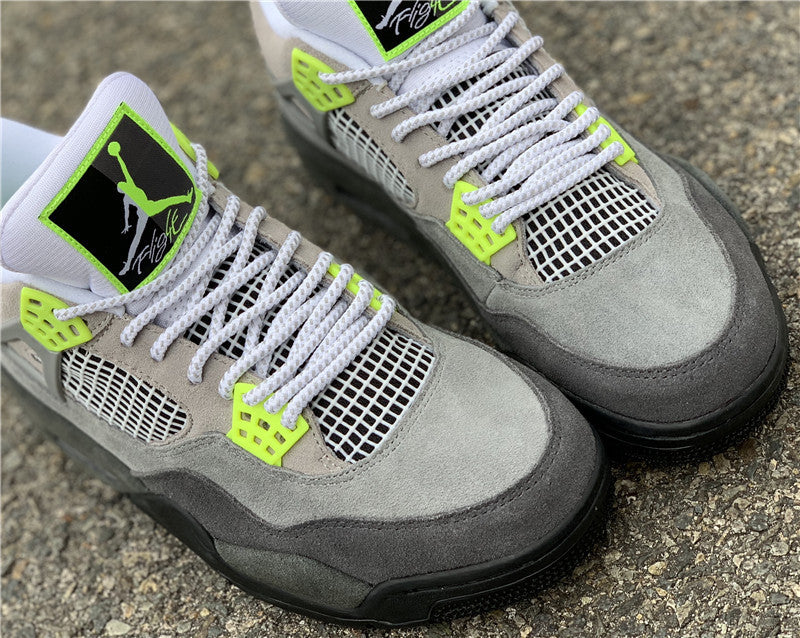 AJ4