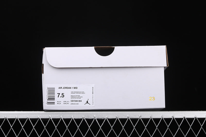 AJ1 Mid