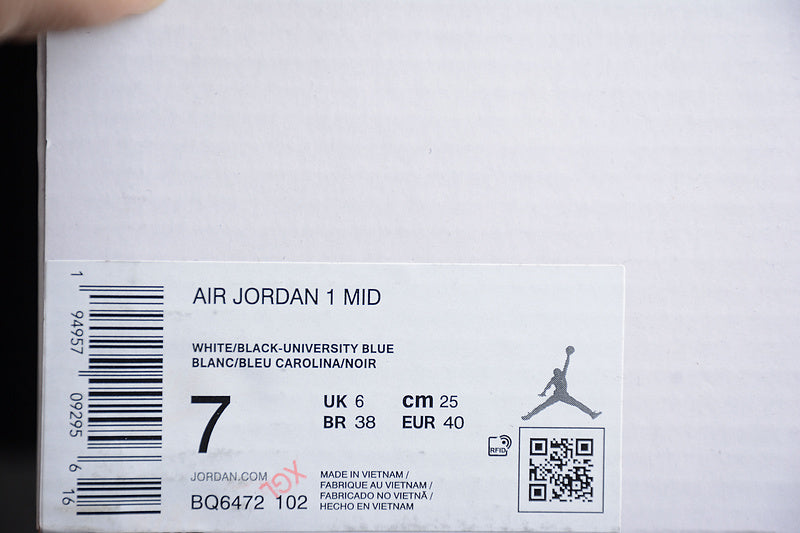 AJ1 Mid