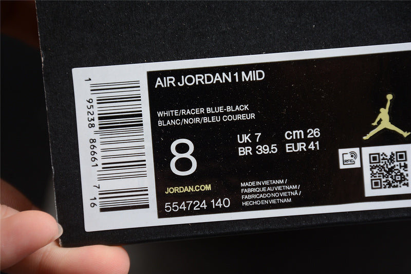 AJ1 Mid