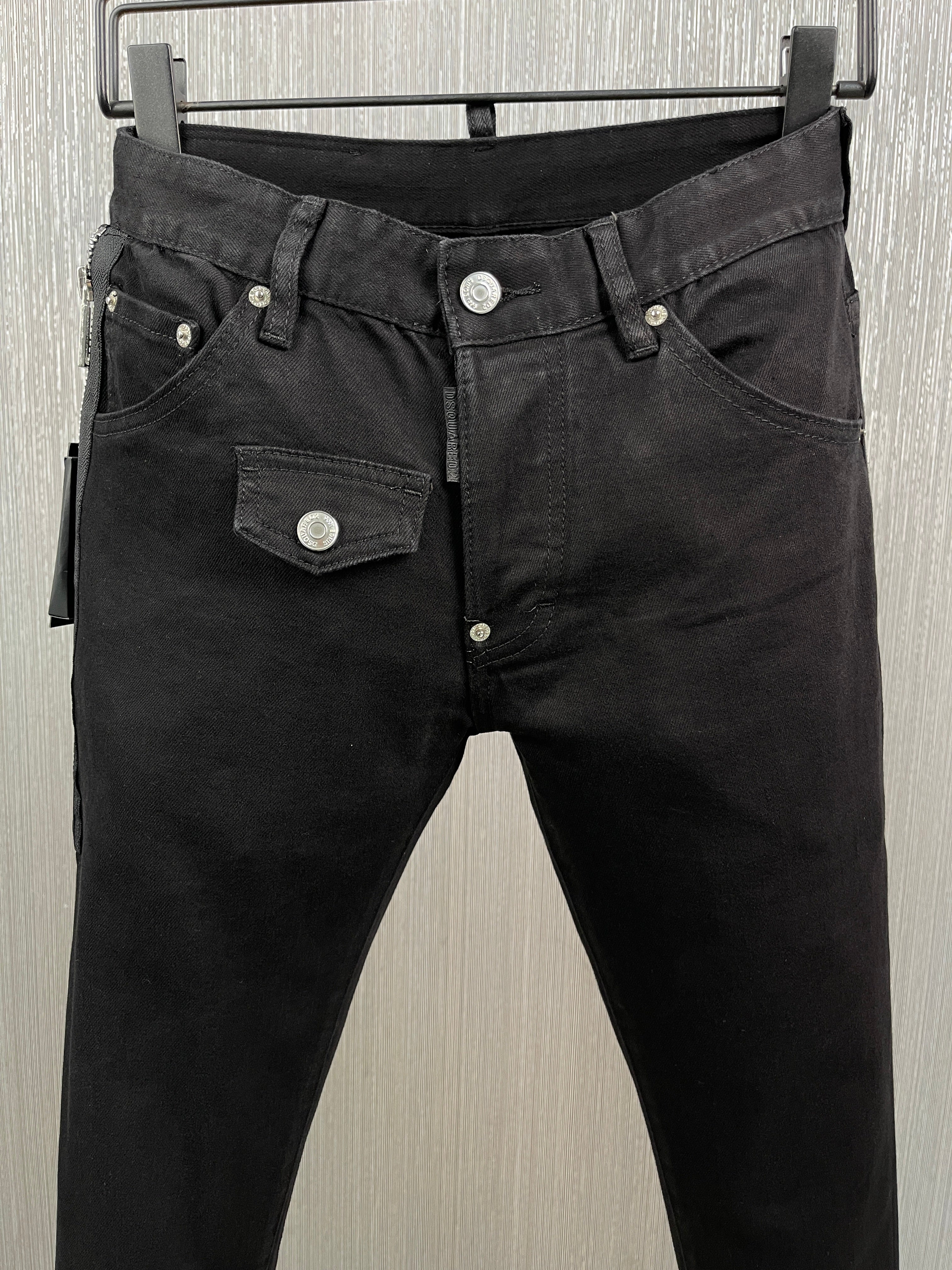 D2 Jeans